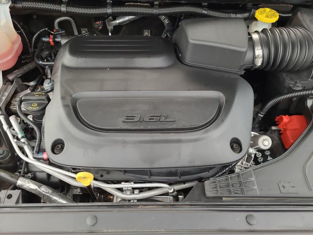 used 2024 Chrysler Pacifica car, priced at $26,998