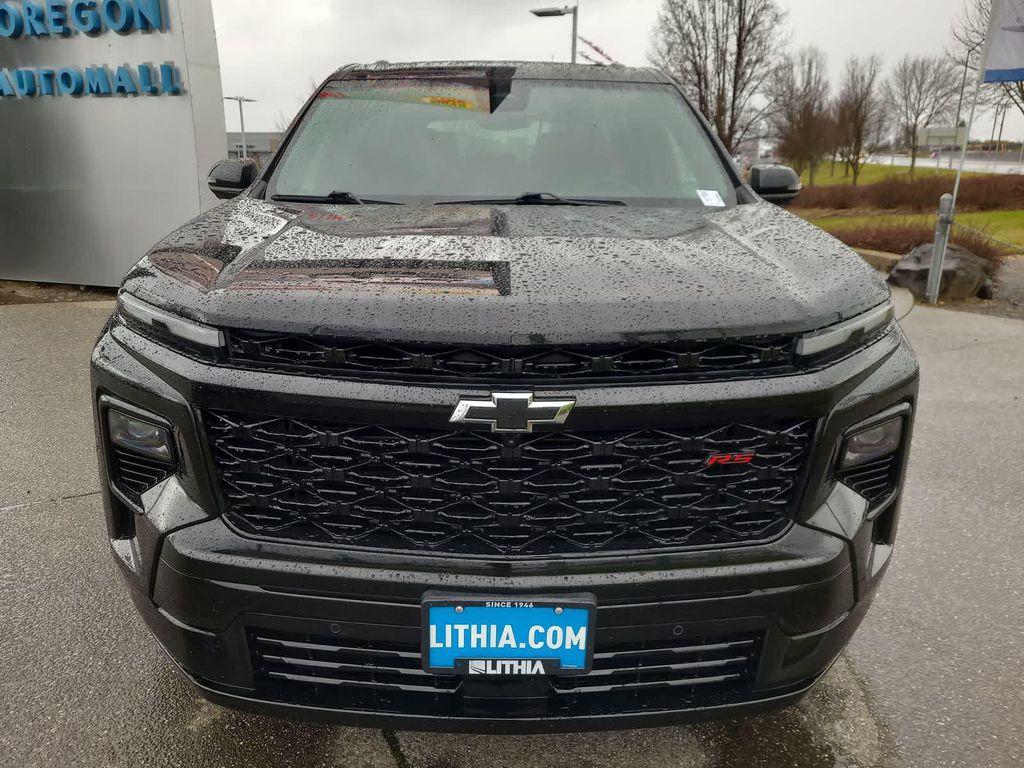 used 2025 Chevrolet Traverse car, priced at $56,998