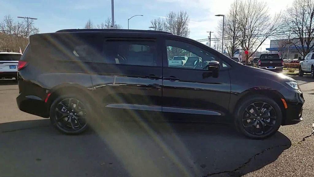 new 2026 Chrysler Pacifica car, priced at $46,999