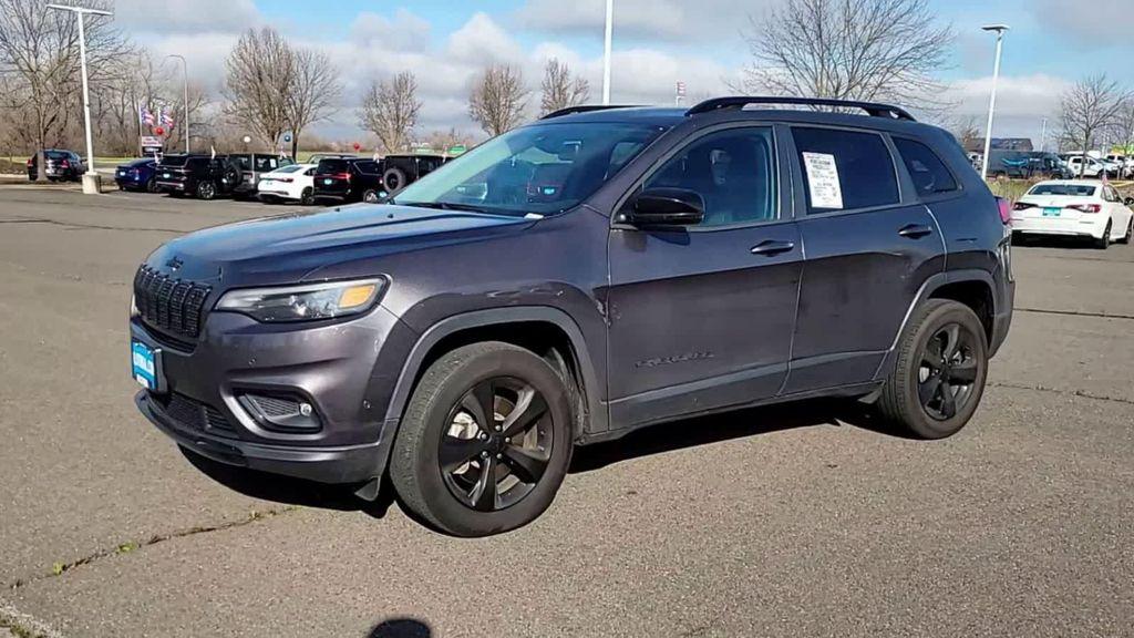 used 2023 Jeep Cherokee car, priced at $25,798