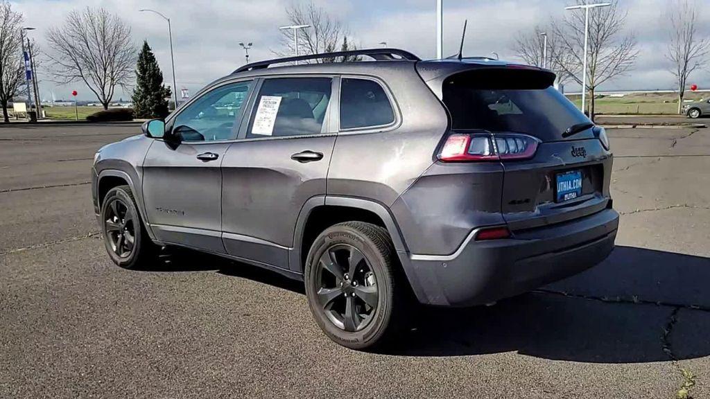 used 2023 Jeep Cherokee car, priced at $25,798