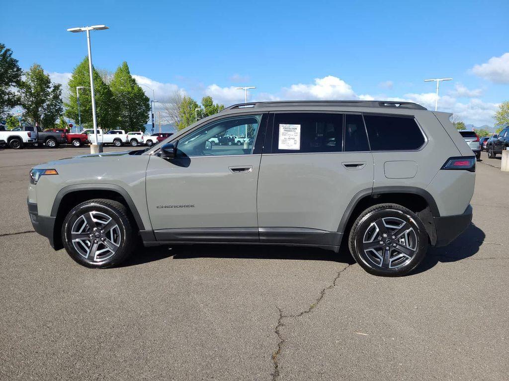 new 2026 Jeep Cherokee car, priced at $39,999