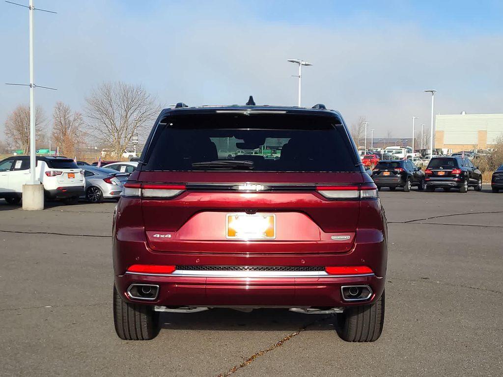 new 2025 Jeep Grand Cherokee car, priced at $52,999