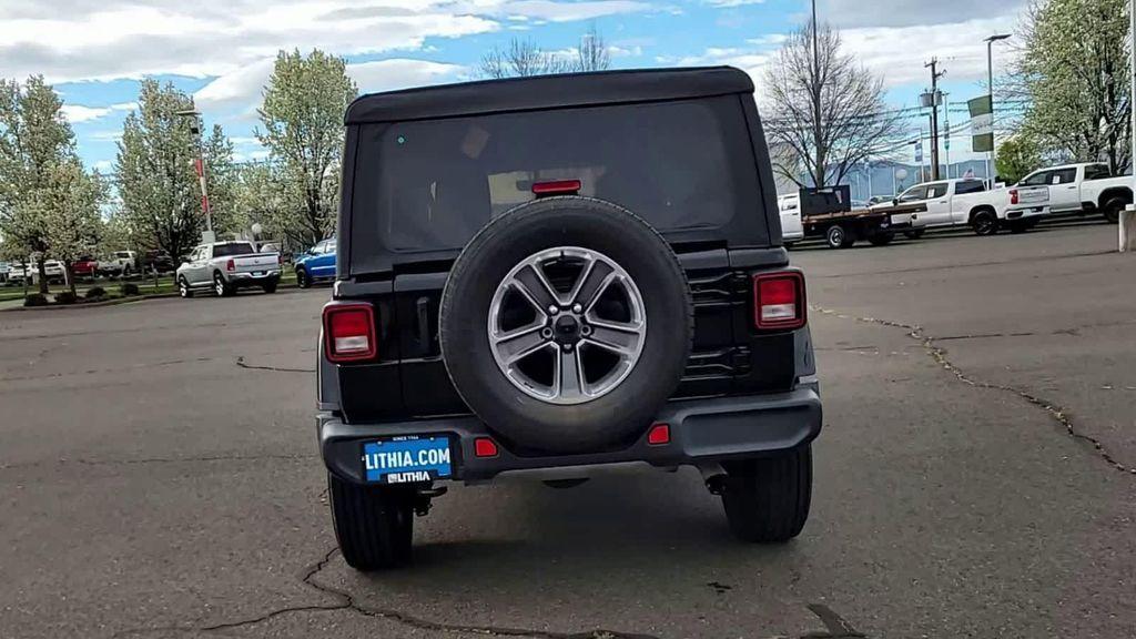 used 2022 Jeep Wrangler Unlimited car, priced at $31,998