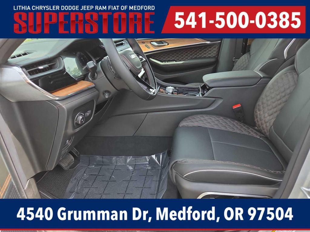 new 2026 Jeep Grand Cherokee car, priced at $56,249