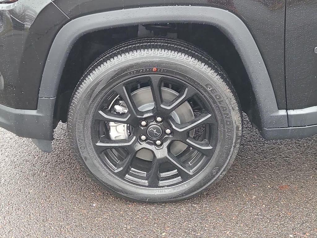 new 2026 Jeep Compass car, priced at $26,499