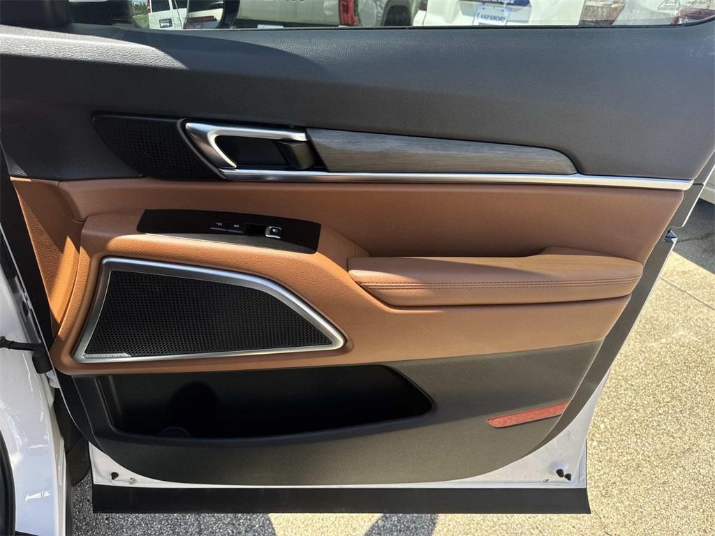 used 2024 Kia Telluride car, priced at $39,766