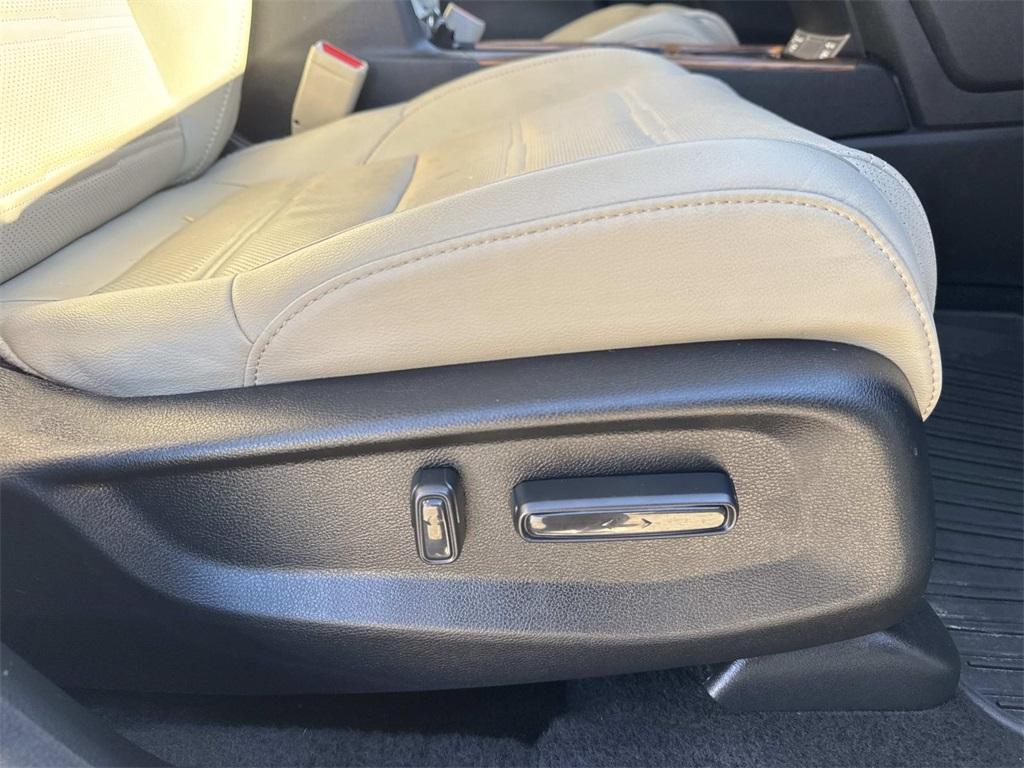 used 2022 Honda CR-V Hybrid car, priced at $22,699