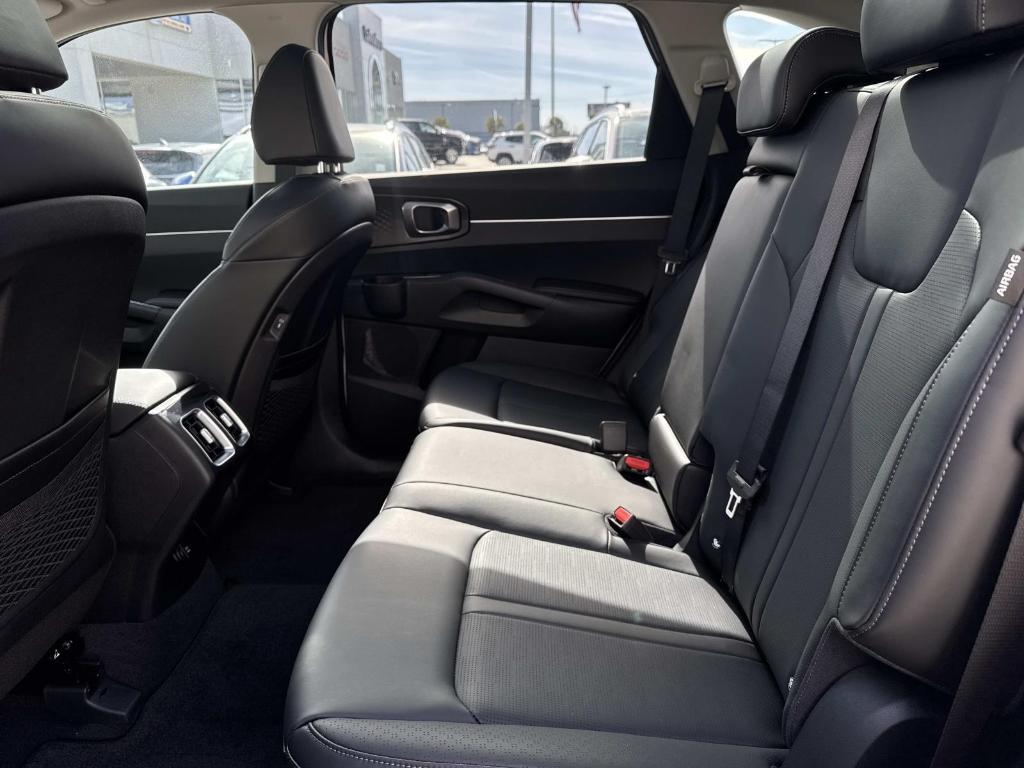 new 2026 Kia Sorento car, priced at $37,022