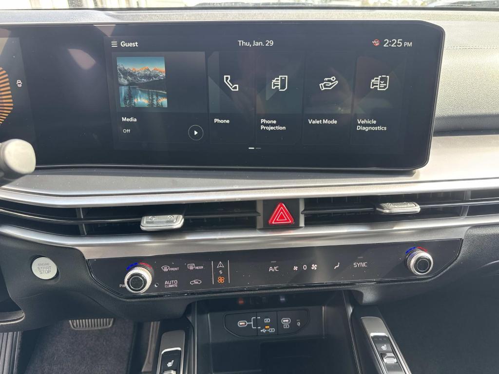 new 2026 Kia Sorento car, priced at $37,022