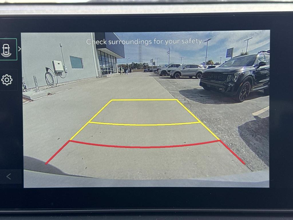 new 2026 Kia Sorento car, priced at $37,022