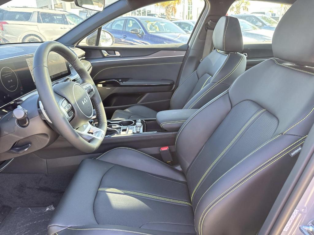 new 2026 Kia K5 car, priced at $38,098