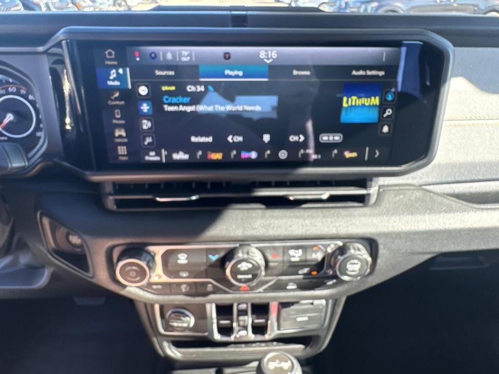 new 2026 Jeep Wrangler car, priced at $38,885