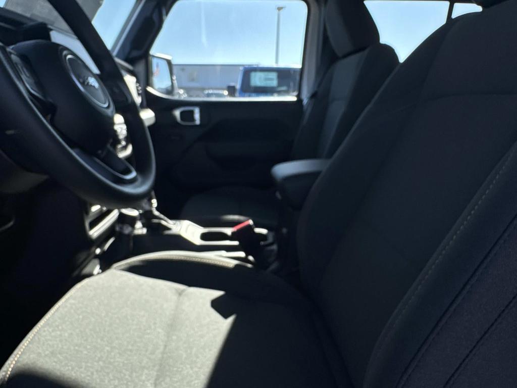 new 2026 Jeep Wrangler car, priced at $38,885