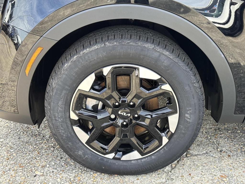 new 2026 Kia Sorento car, priced at $35,074