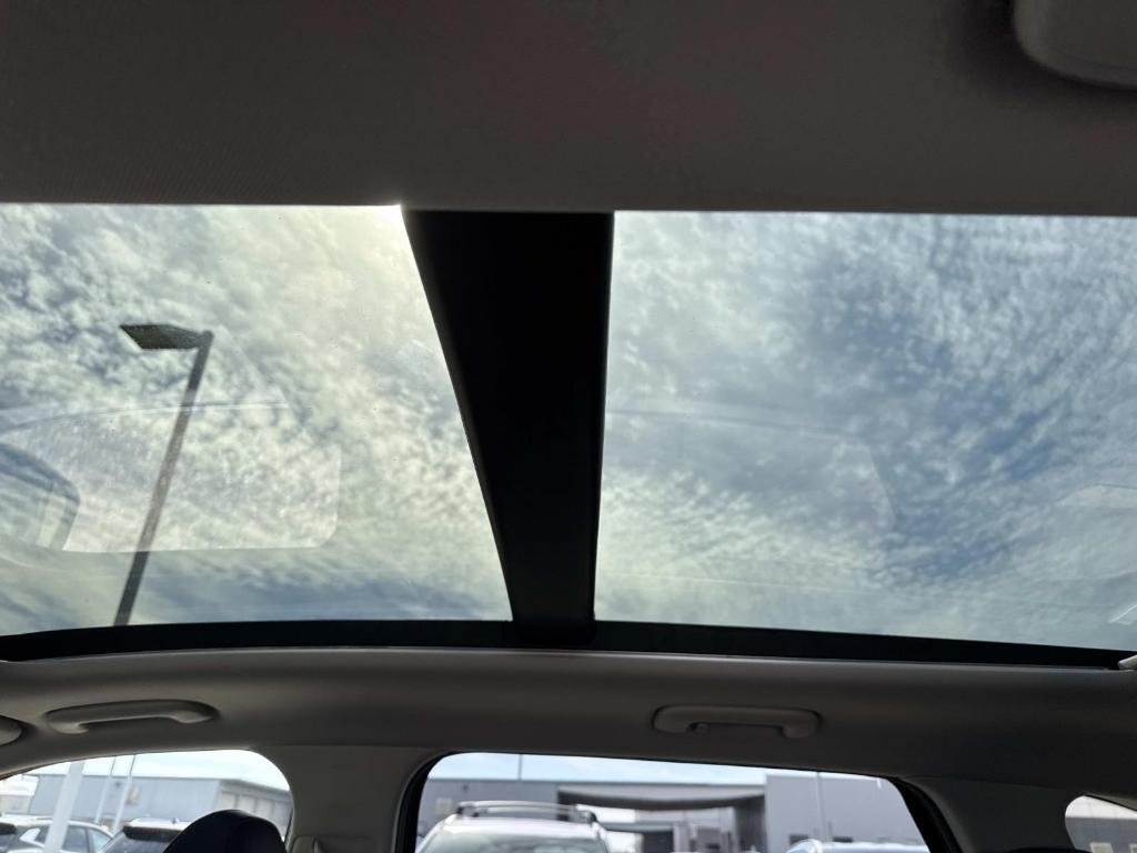 new 2026 Kia Sorento car, priced at $35,074