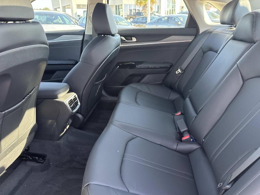 new 2025 Kia K5 car, priced at $33,419