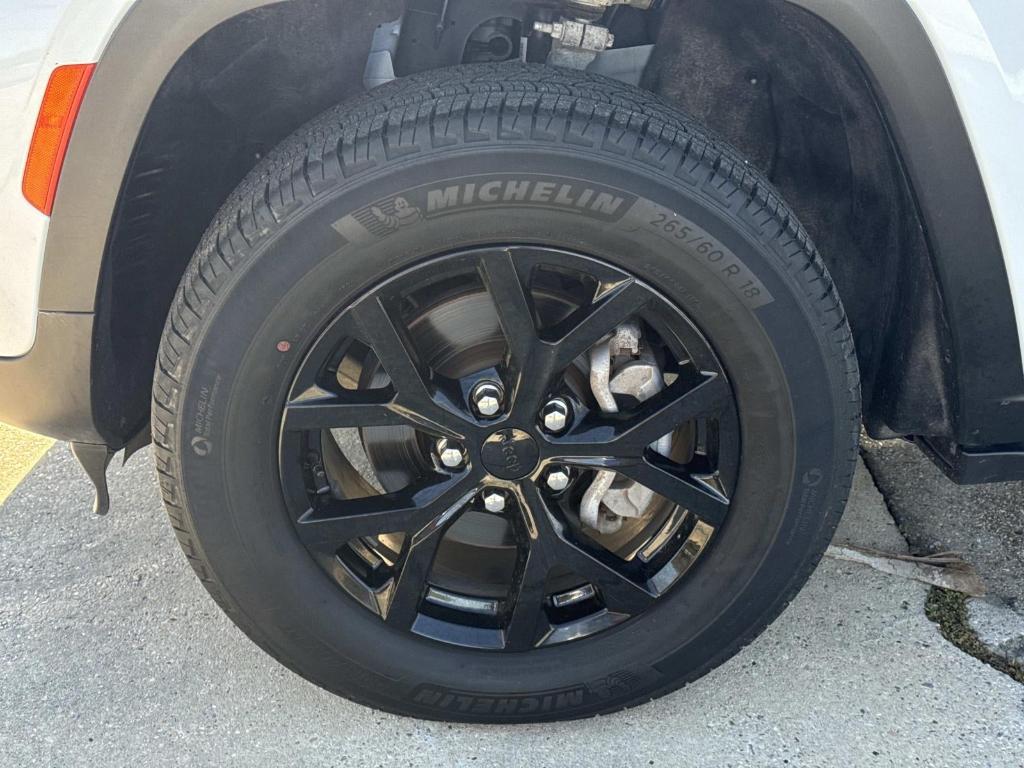 used 2024 Jeep Grand Cherokee car, priced at $36,350