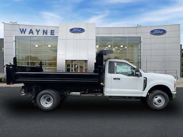 new 2025 Ford F-350 car, priced at $73,988