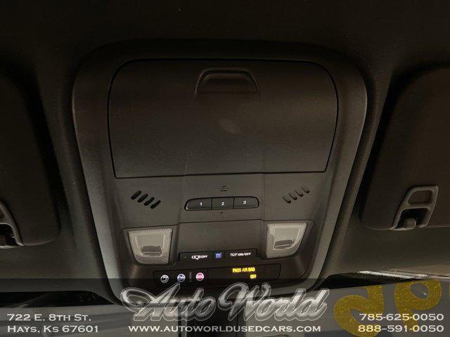 used 2019 Cadillac XT5 car, priced at $17,995