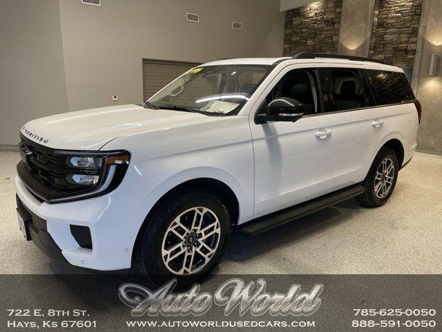 used 2025 Ford Expedition car, priced at $59,995