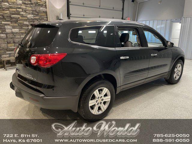 used 2010 Chevrolet Traverse car, priced at $9,995