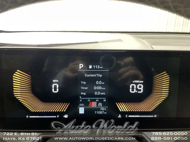 used 2024 Kia Sorento car, priced at $35,995