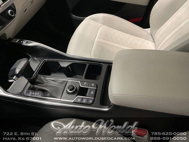 used 2024 Kia Sorento car, priced at $35,995