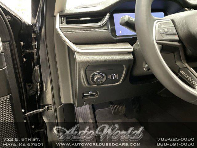 used 2023 Jeep Grand Cherokee car, priced at $33,995