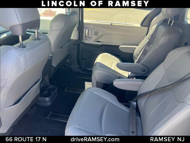 used 2024 Toyota Sienna car, priced at $46,547