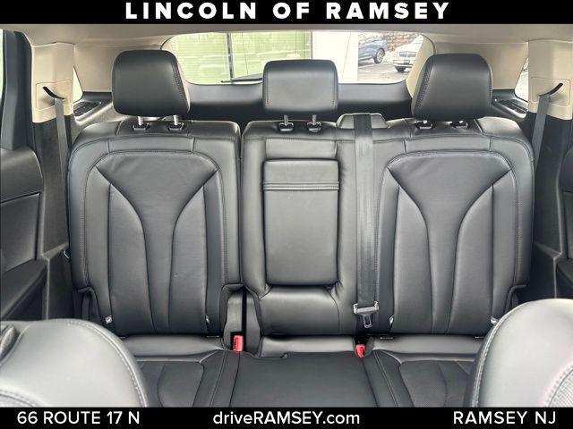 used 2023 Lincoln Nautilus car, priced at $39,095