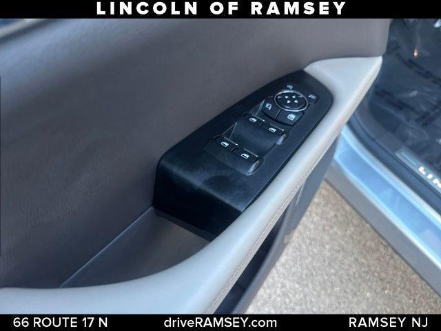 used 2022 Lincoln Nautilus car, priced at $32,701