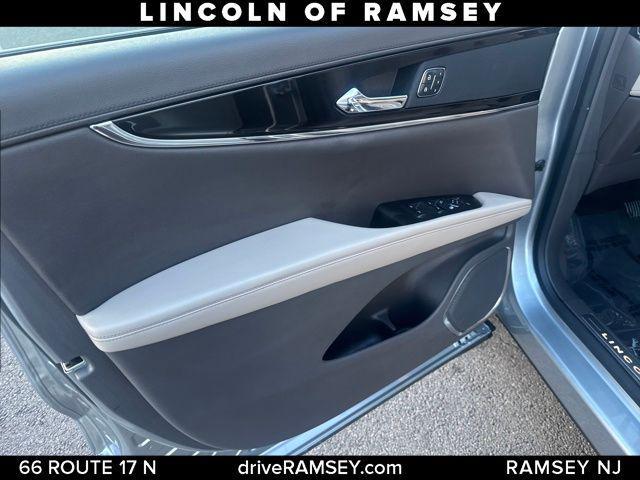 used 2022 Lincoln Nautilus car, priced at $32,701