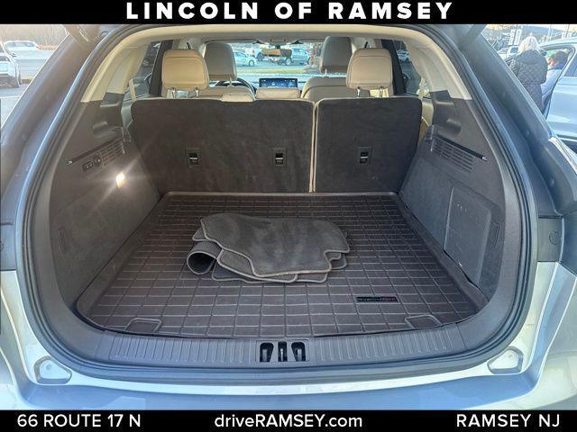 used 2022 Lincoln Nautilus car, priced at $32,701