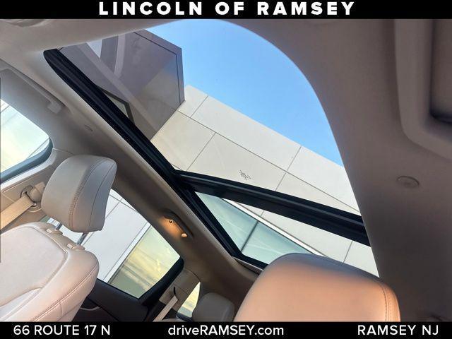 used 2022 Lincoln Nautilus car, priced at $32,701