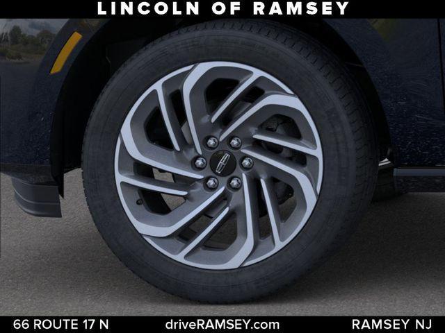 new 2026 Lincoln Navigator car, priced at $108,565