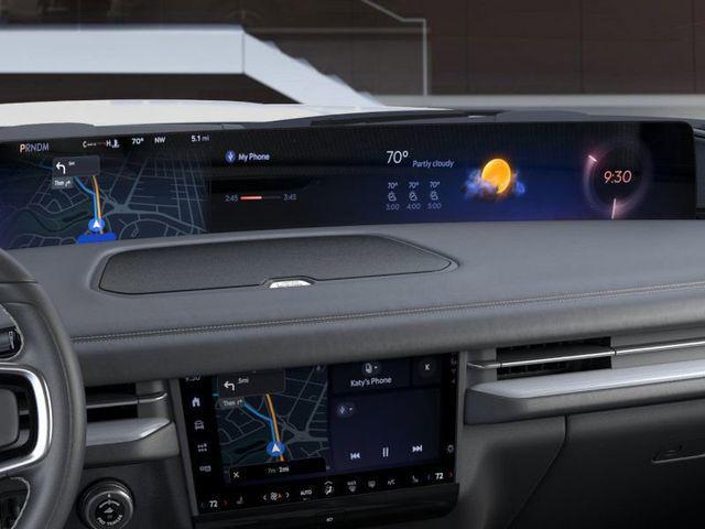 new 2025 Lincoln Navigator car, priced at $110,555