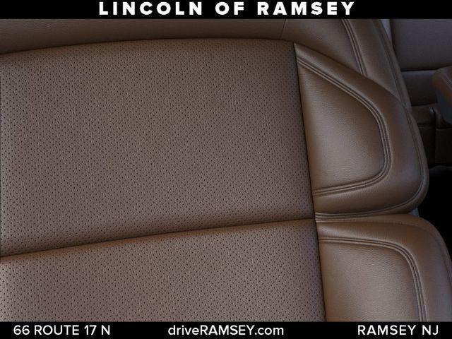 new 2026 Lincoln Navigator car, priced at $95,107