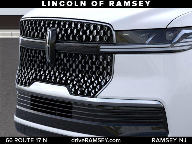 new 2026 Lincoln Navigator car, priced at $95,107