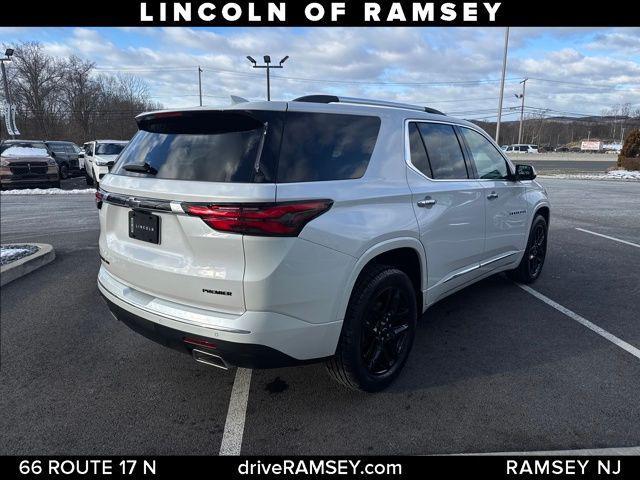 used 2022 Chevrolet Traverse car, priced at $31,308