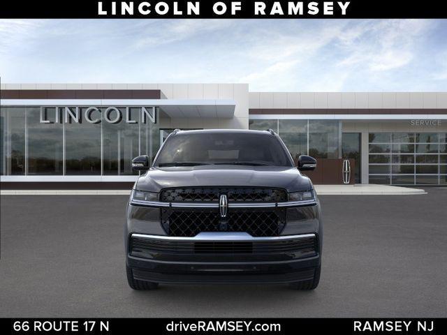 new 2025 Lincoln Navigator car, priced at $107,085