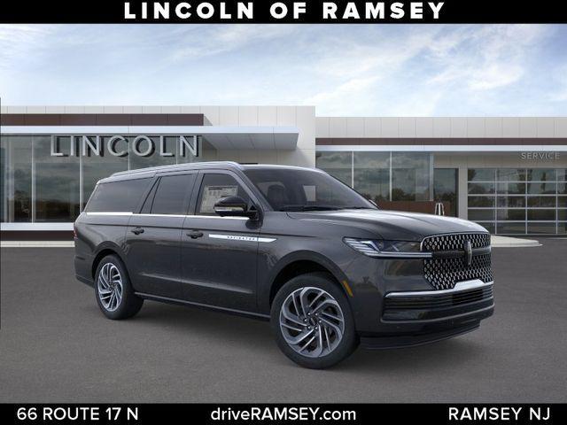new 2025 Lincoln Navigator car, priced at $107,295