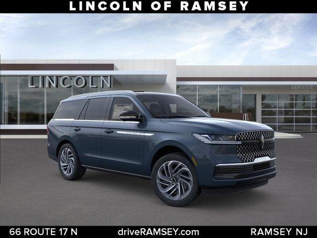 new 2025 Lincoln Navigator car, priced at $92,914