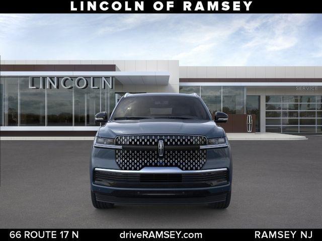 new 2025 Lincoln Navigator car, priced at $92,914
