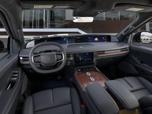 new 2025 Lincoln Navigator car, priced at $119,485