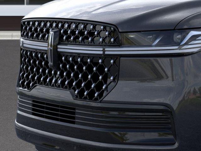 new 2025 Lincoln Navigator car, priced at $119,485