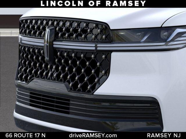 new 2026 Lincoln Navigator car, priced at $129,105
