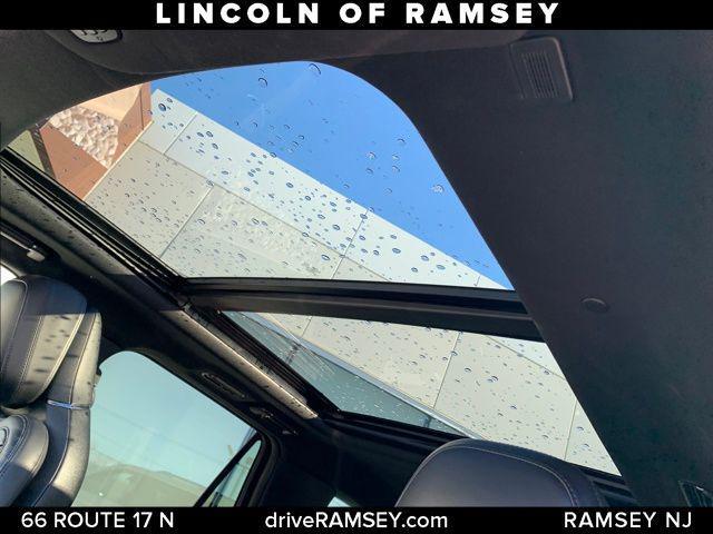 used 2021 Lincoln Navigator car, priced at $44,352