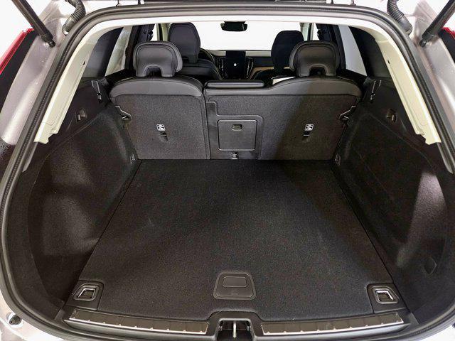 new 2026 Volvo XC60 car, priced at $54,985