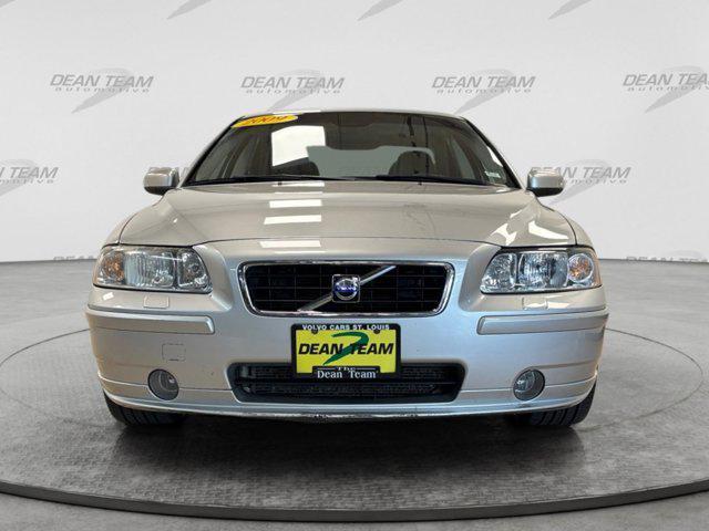 used 2009 Volvo S60 car, priced at $10,587
